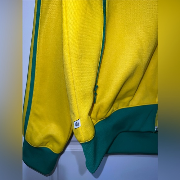 Adidas yellow three stripe jacket S green - Picture 3 of 6